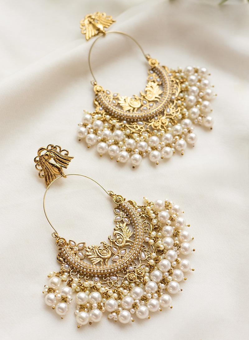 suhaasini Earring