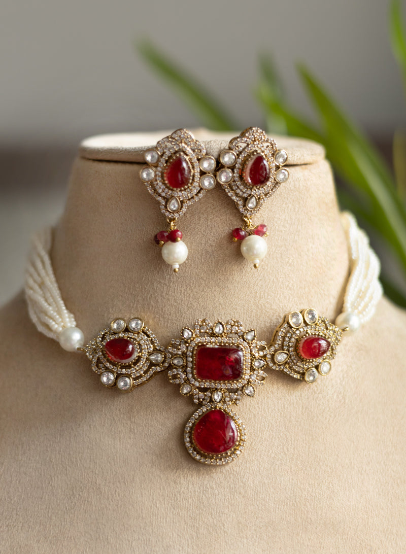 Qaynat choker set