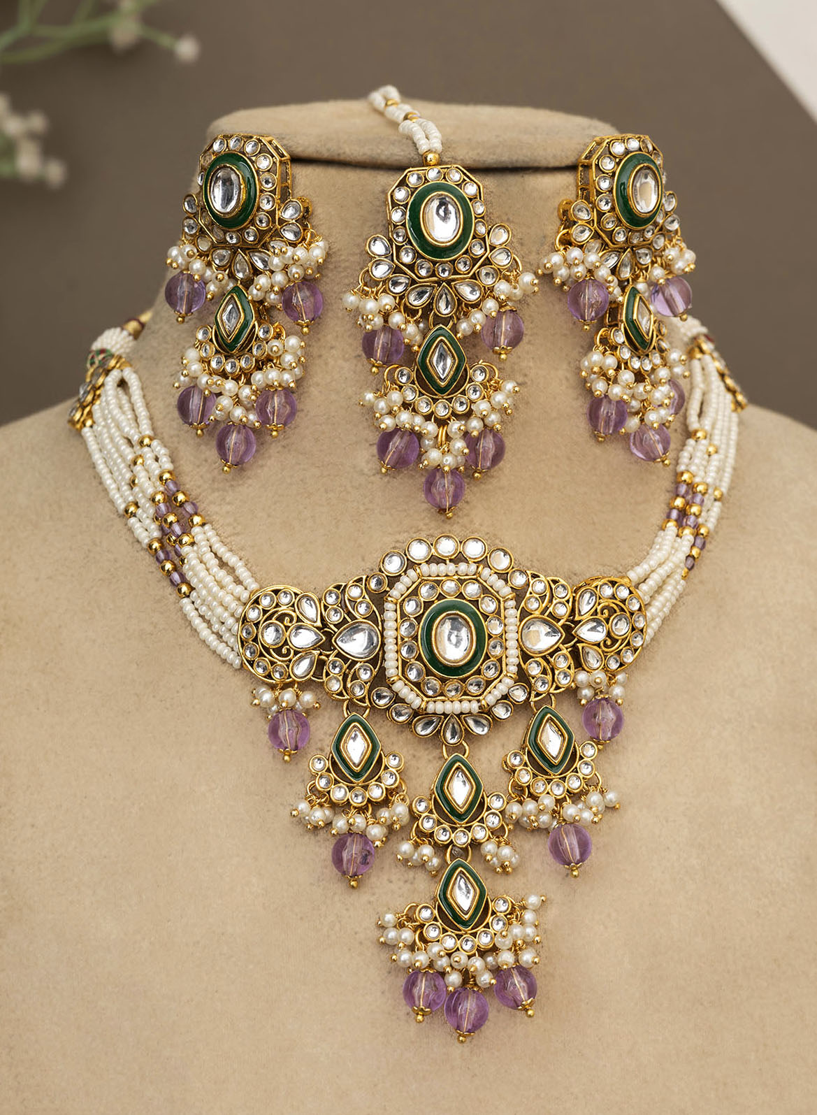 Dhairya necklace set