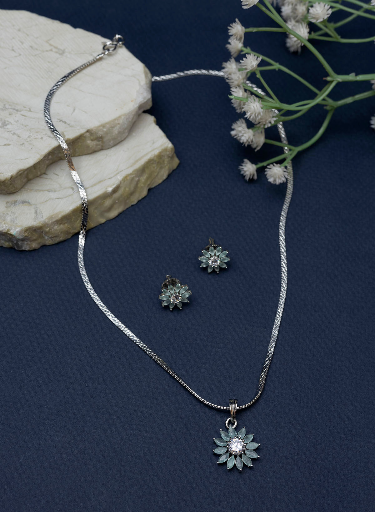 Tvisha Flower Pendant