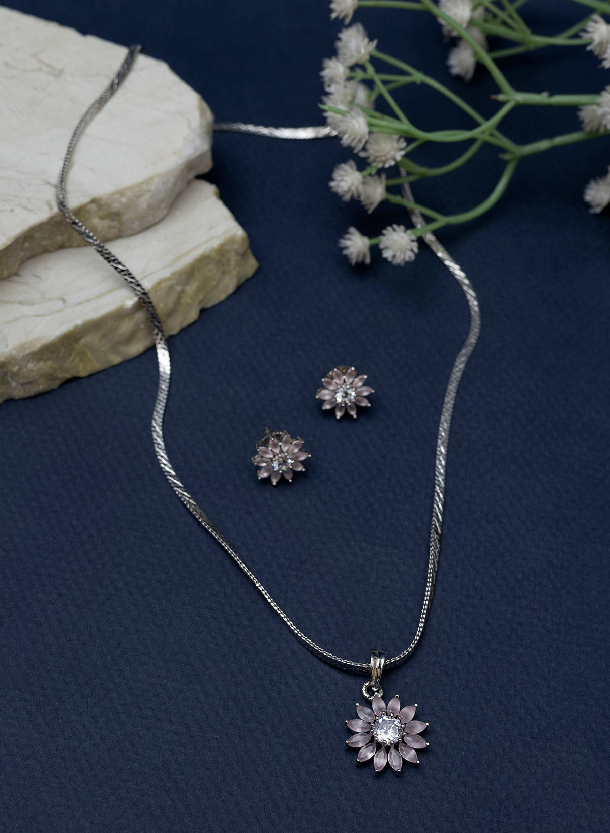 Tvisha Flower Pendant