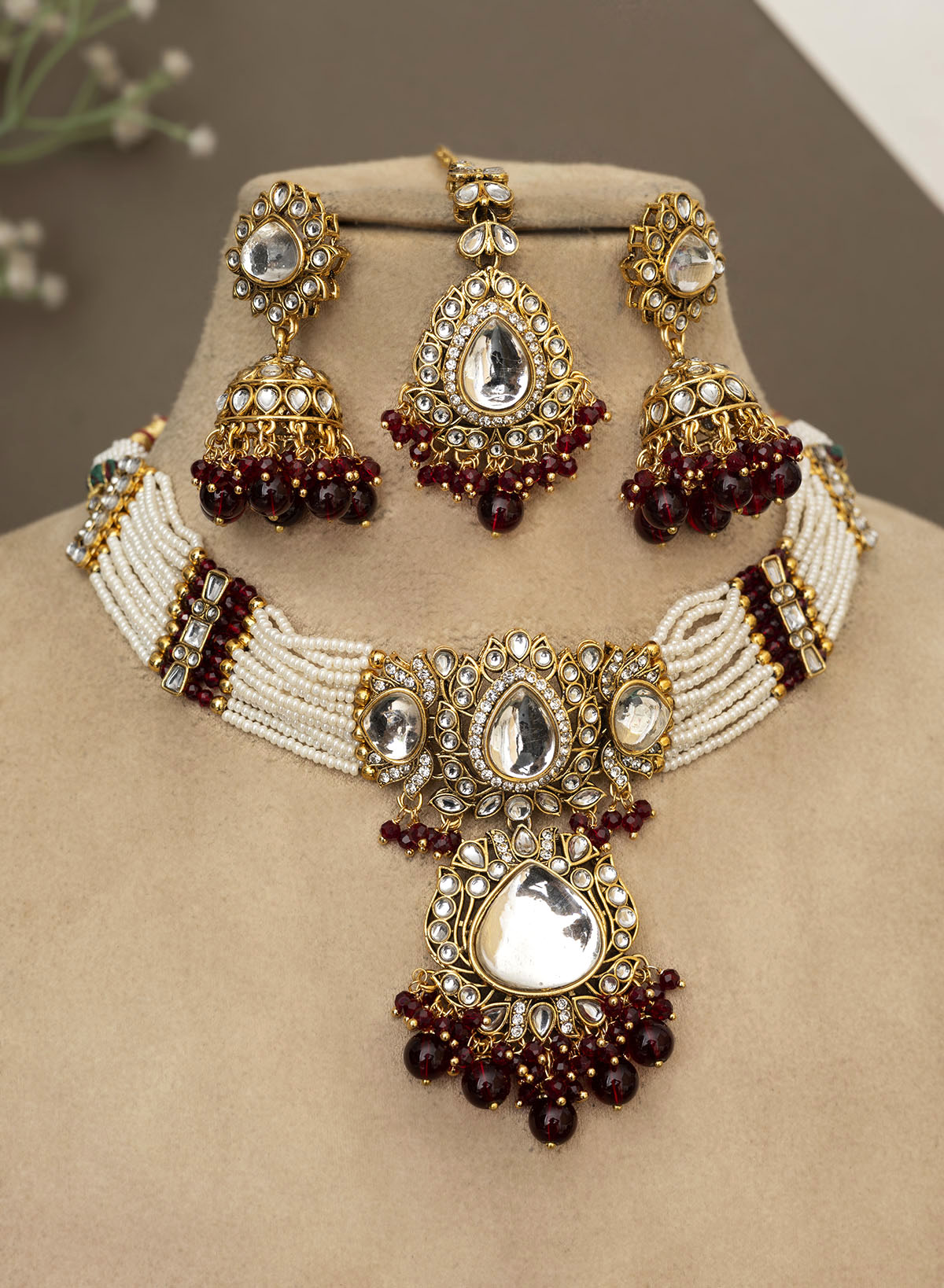 Keerti necklace set