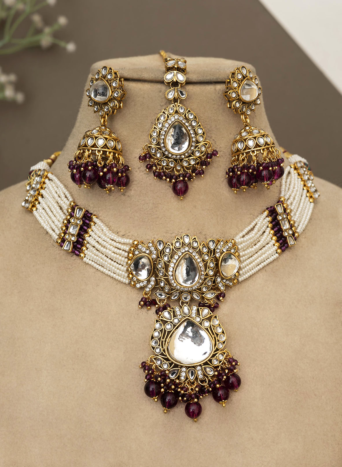 Keerti necklace set