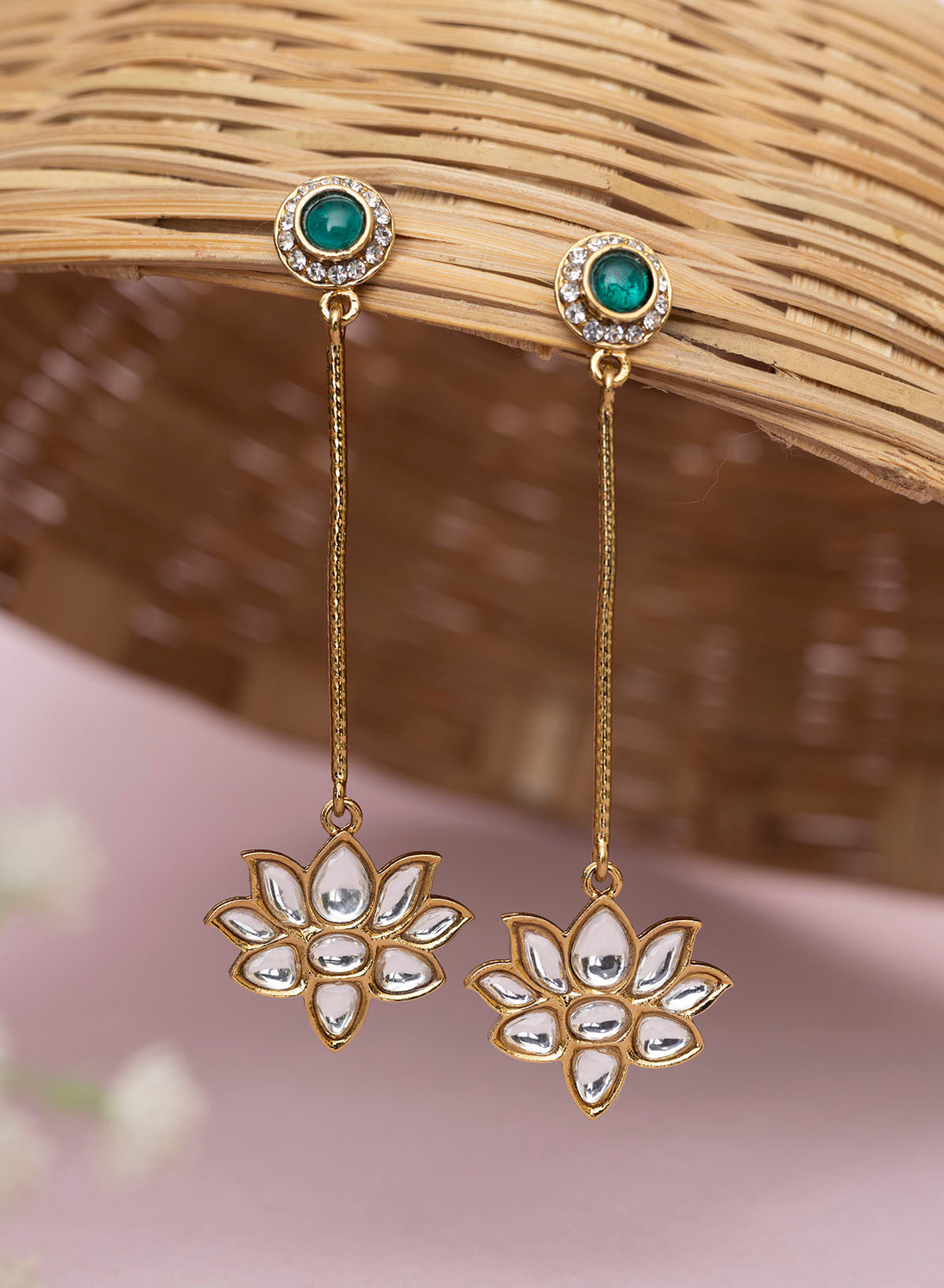 Anushkaa kundan Earrings