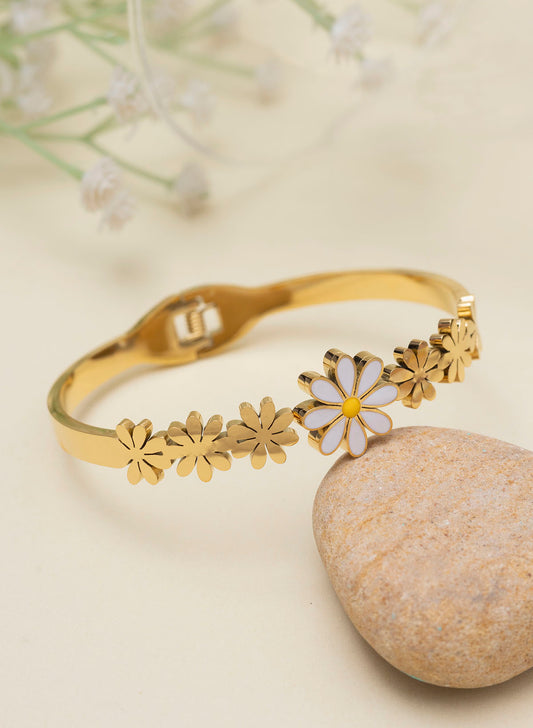 Maisie flower Bracelet
