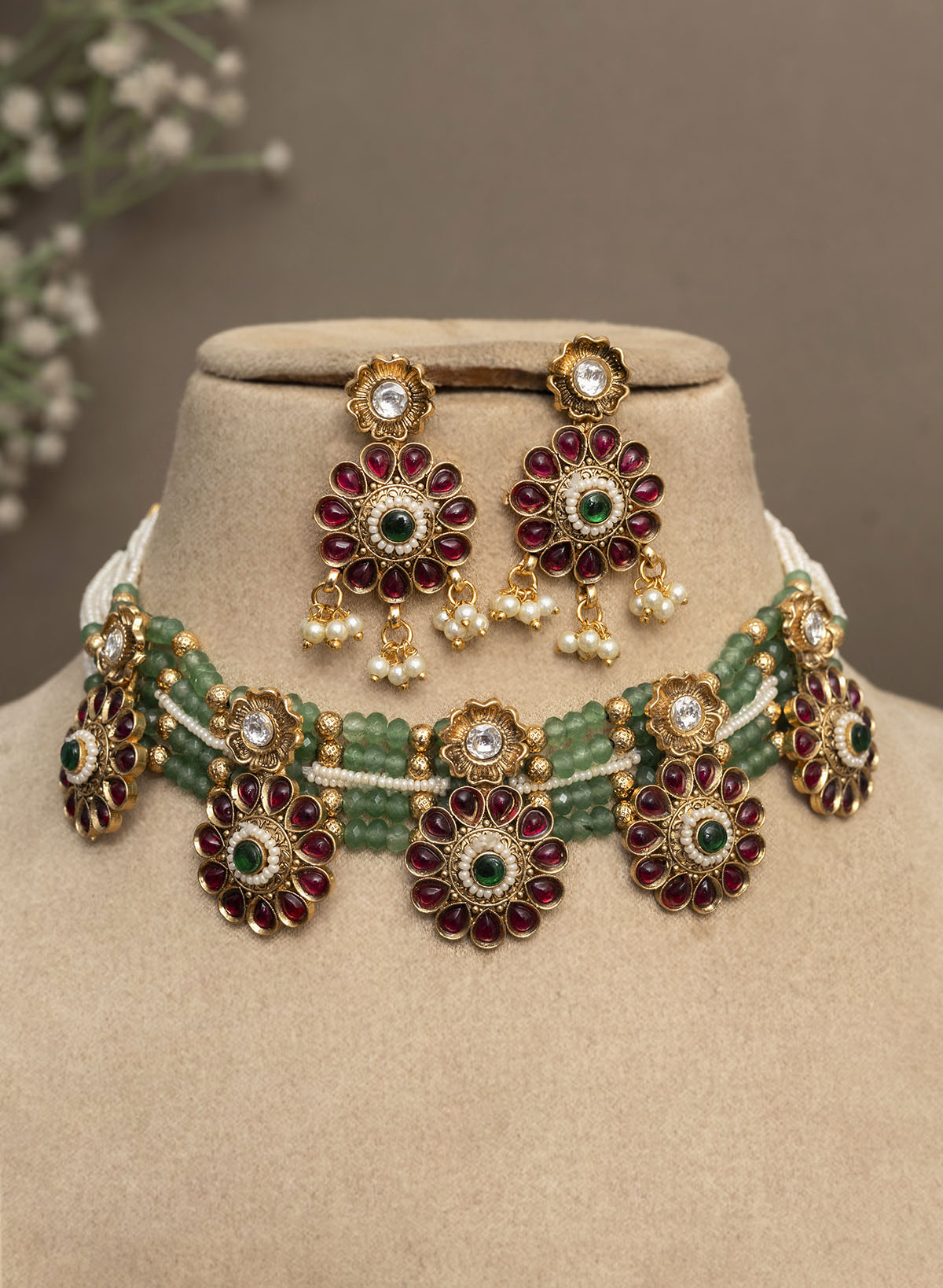 Tishyara Necklace Set