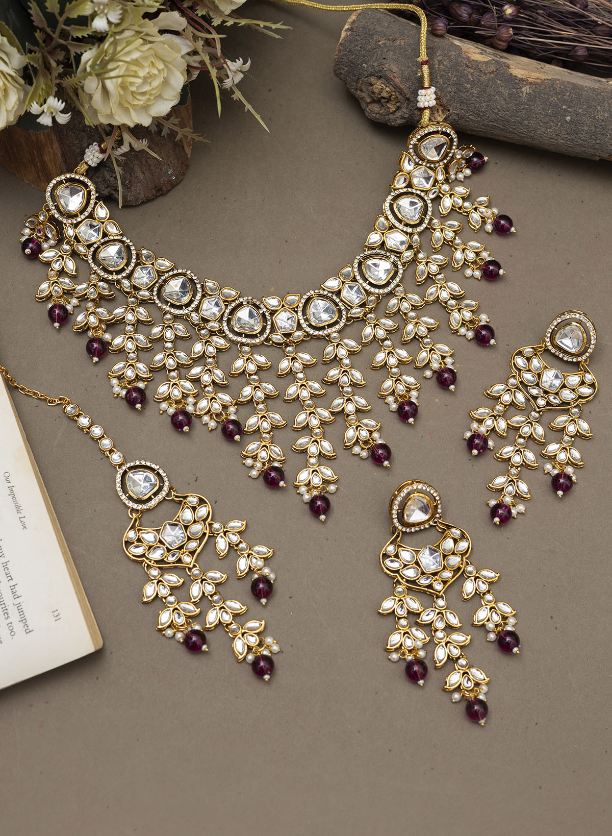 Amulya necklace set