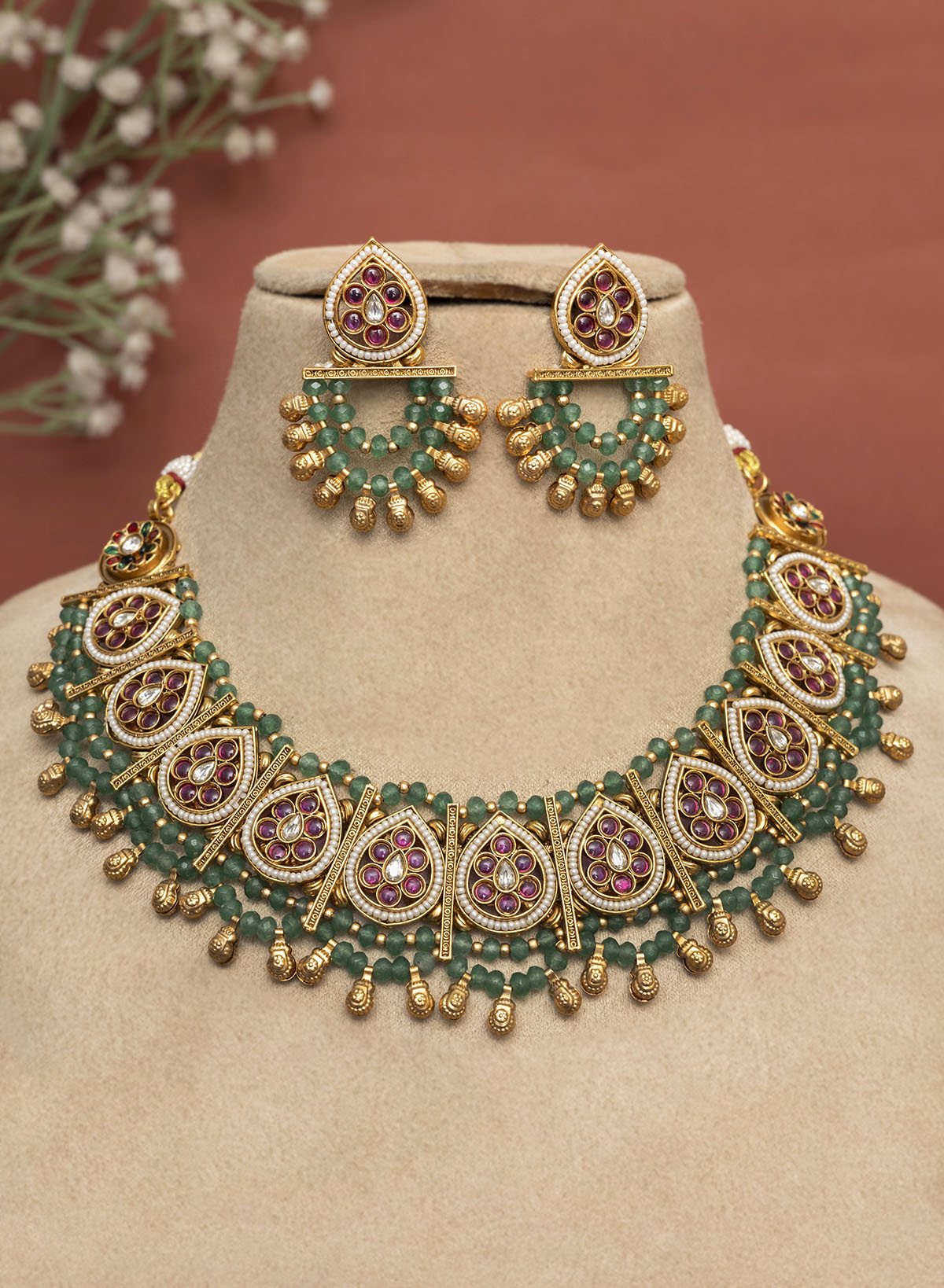 Anmolika Necklace Set