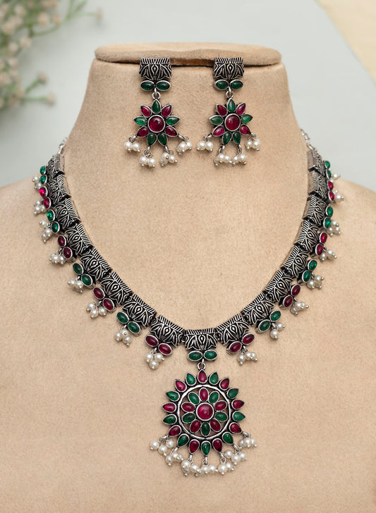 Morika Necklace Set