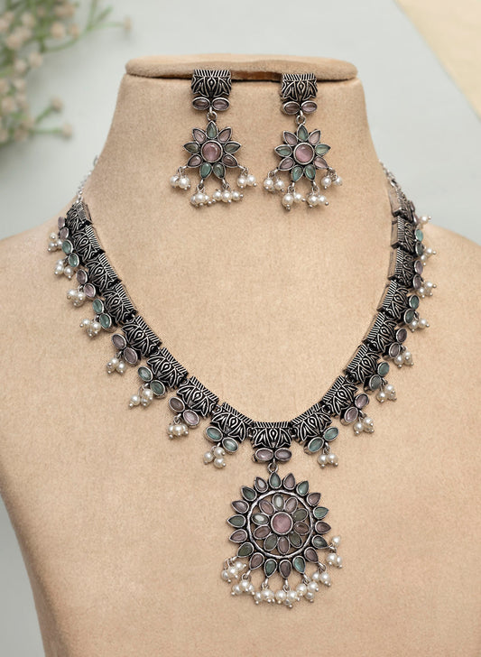 Morika Necklace Set