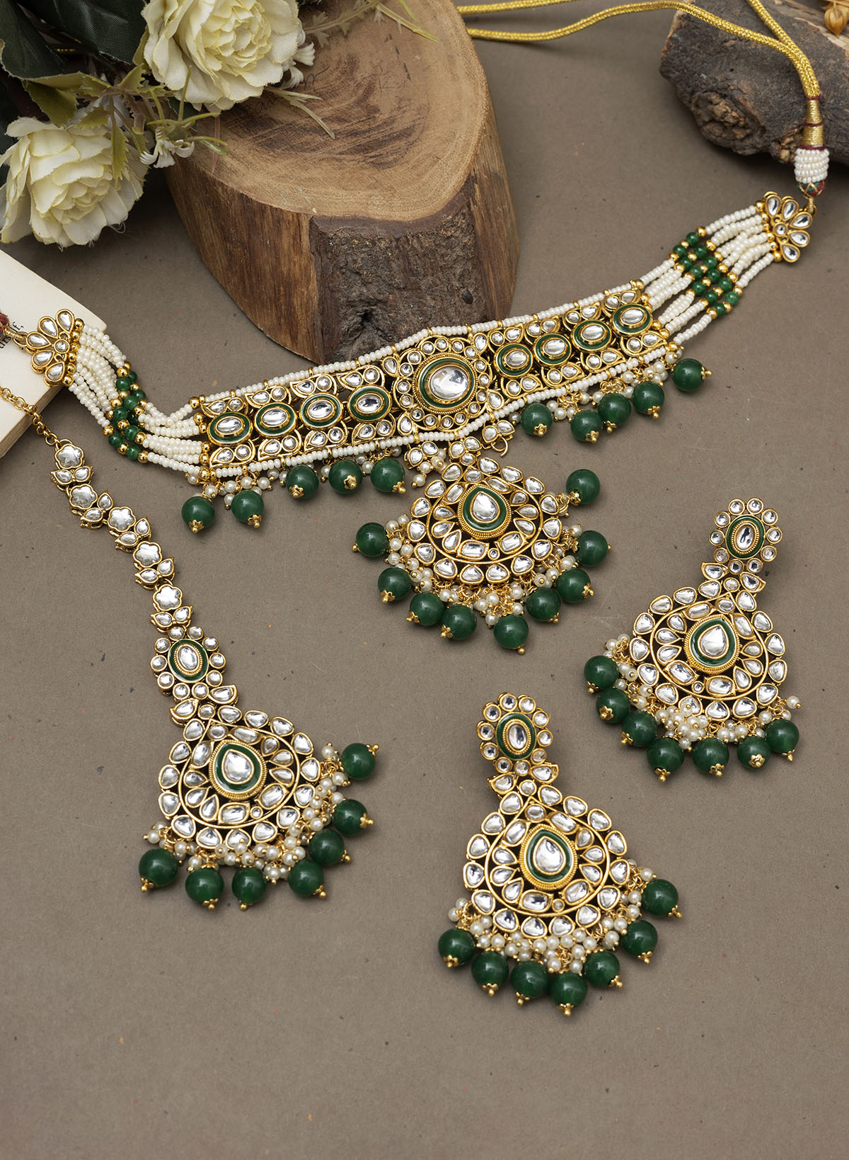 Suganya necklace set