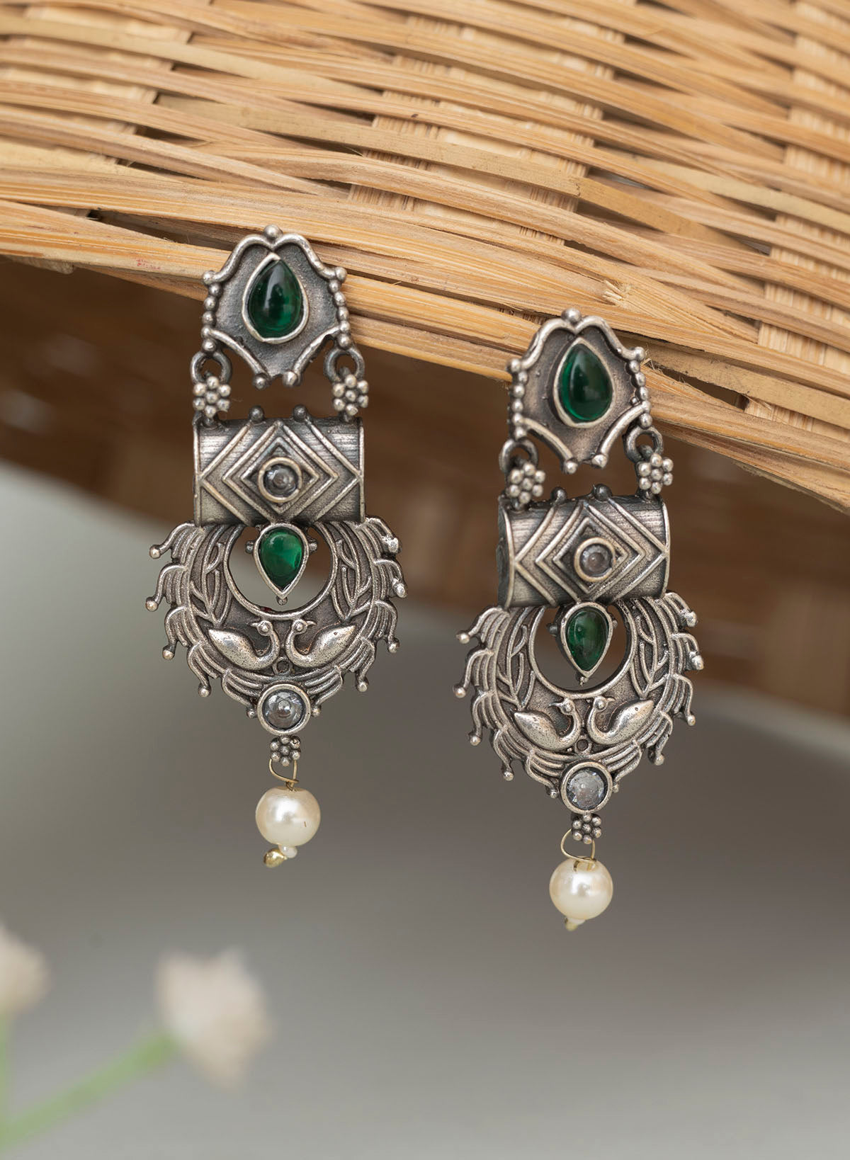 Unnati earring