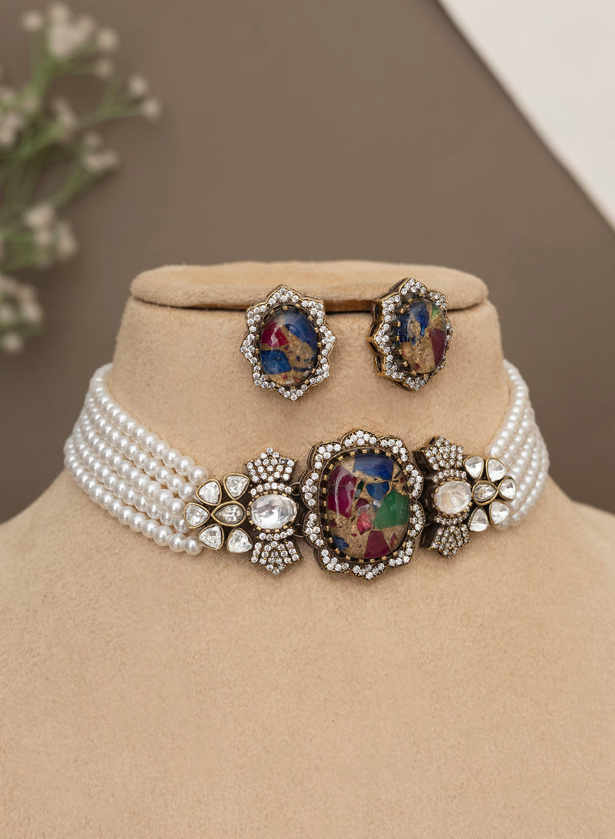 Oshma pearl choker set