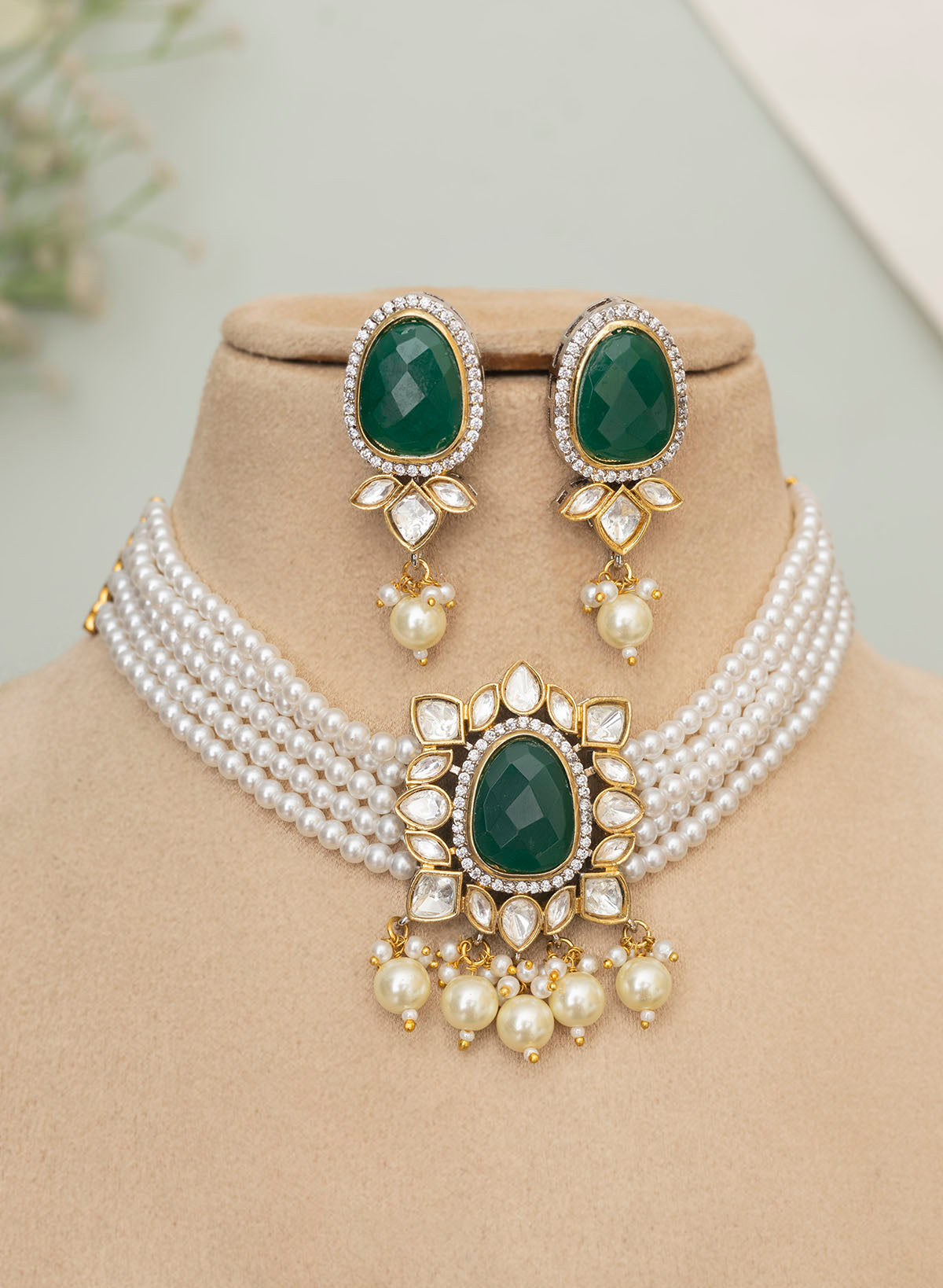 Oindrila choker set