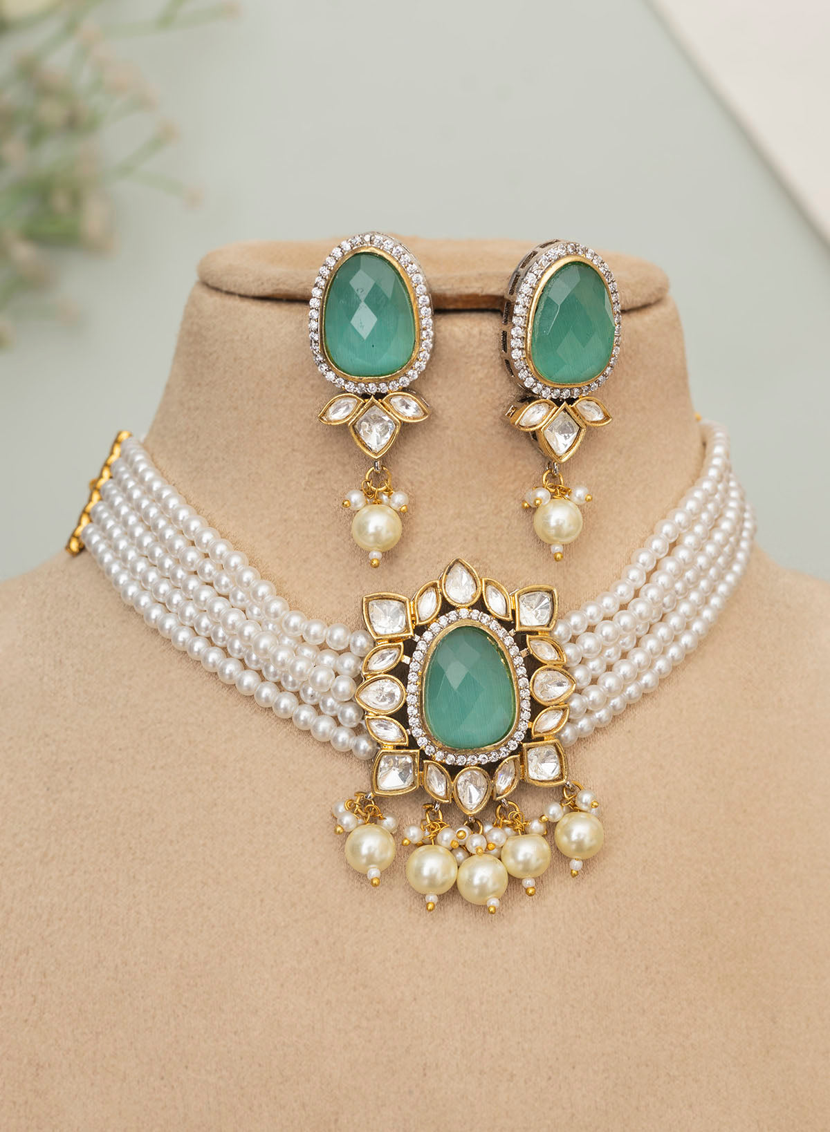 Oindrila choker set