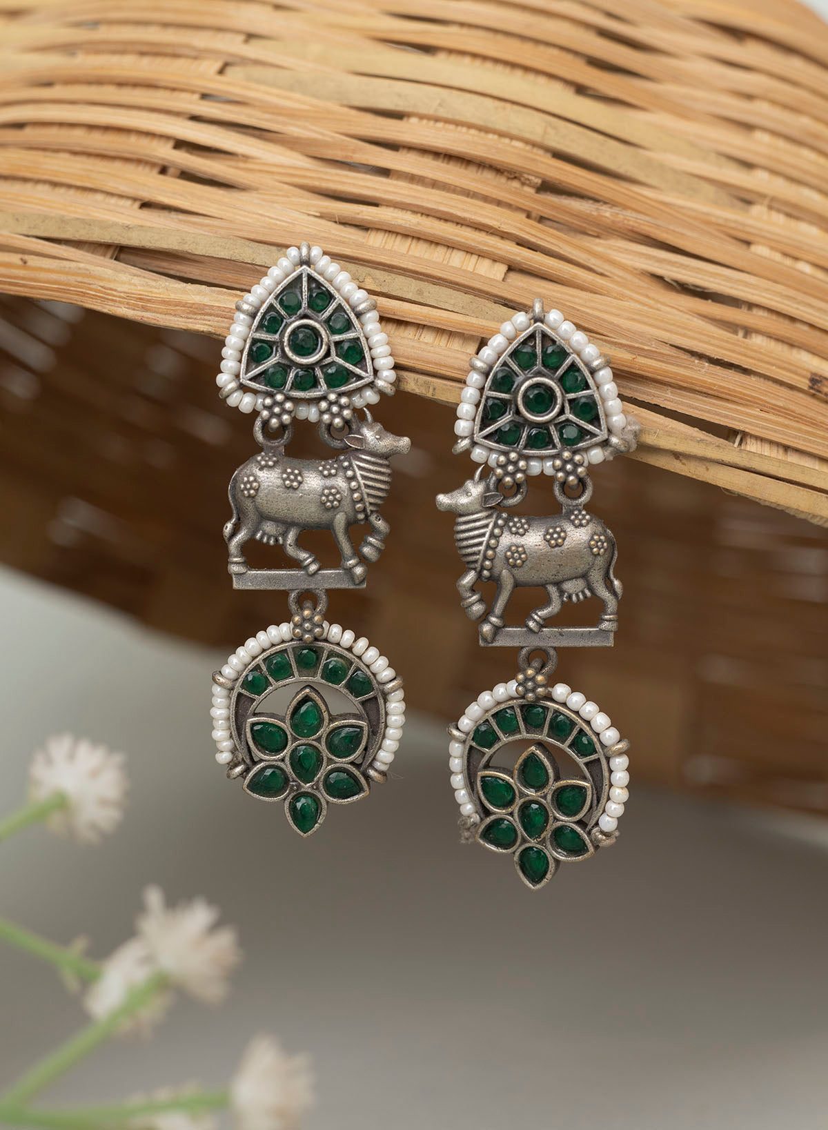 Dhenu earring