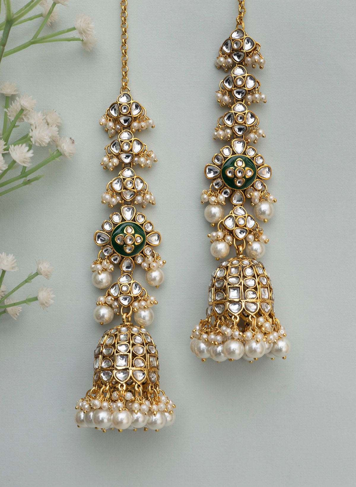 Kratgya Kundan Jhumka Earring