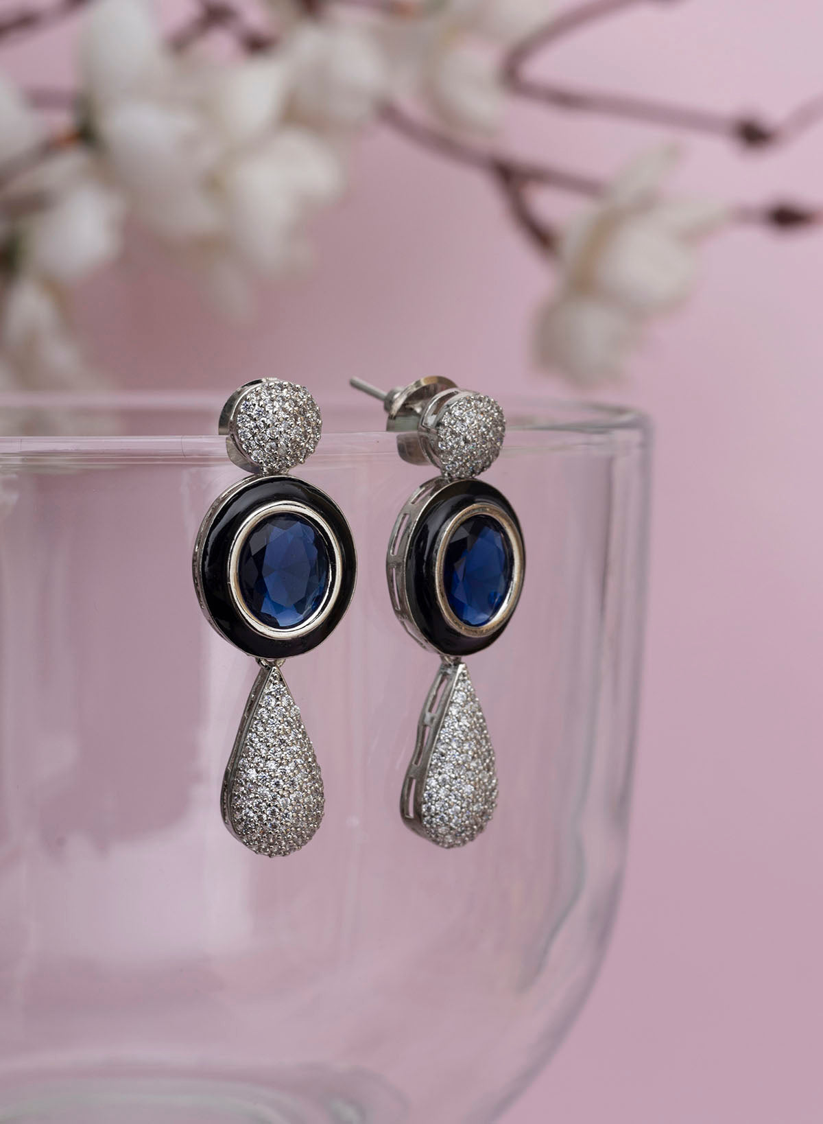 Saneya Drop earrings