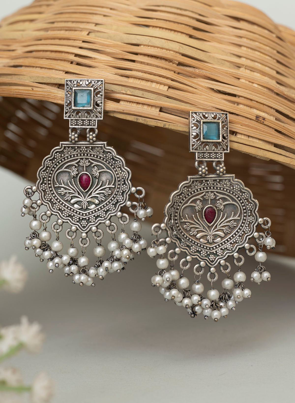 Hridyanshi earring