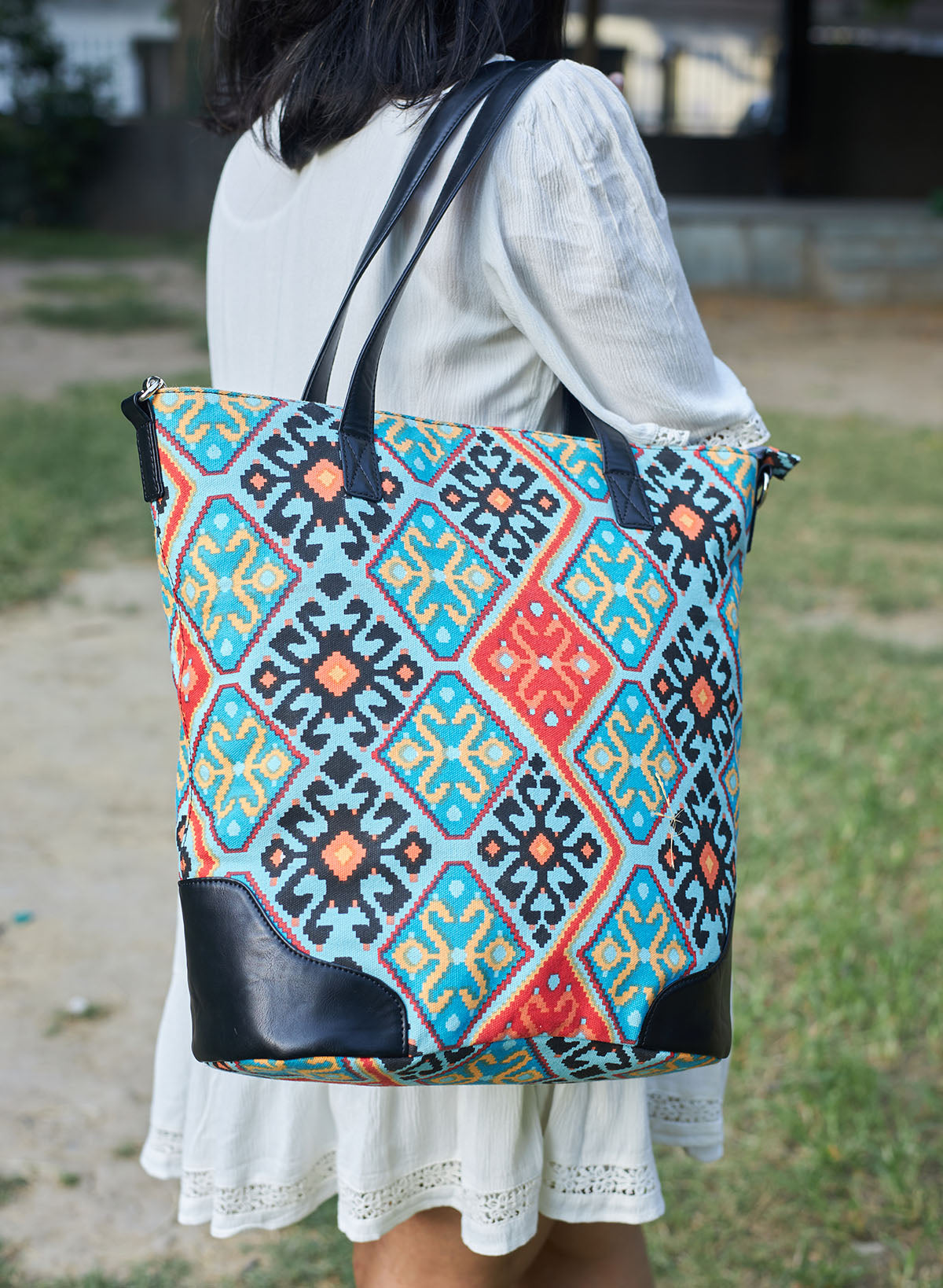 Moroccan mosaic blue tote bag