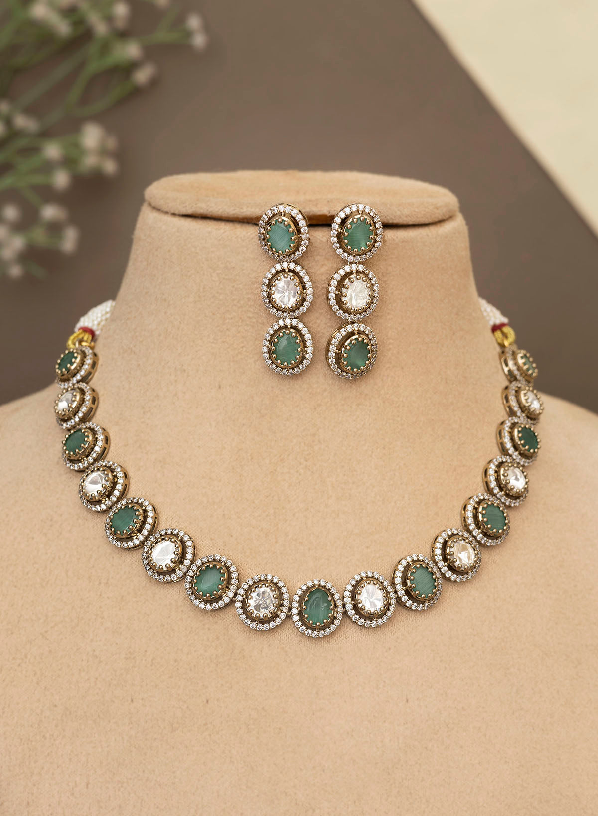 AVA NECKLACE SET