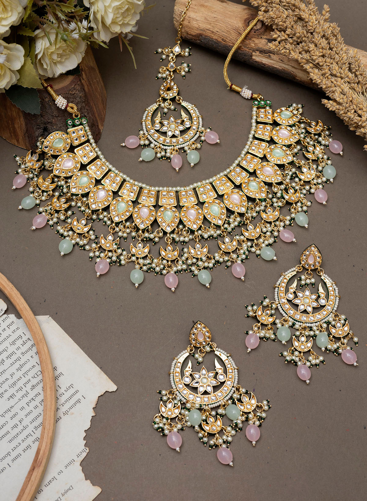 Ketki Kundan Necklace Set
