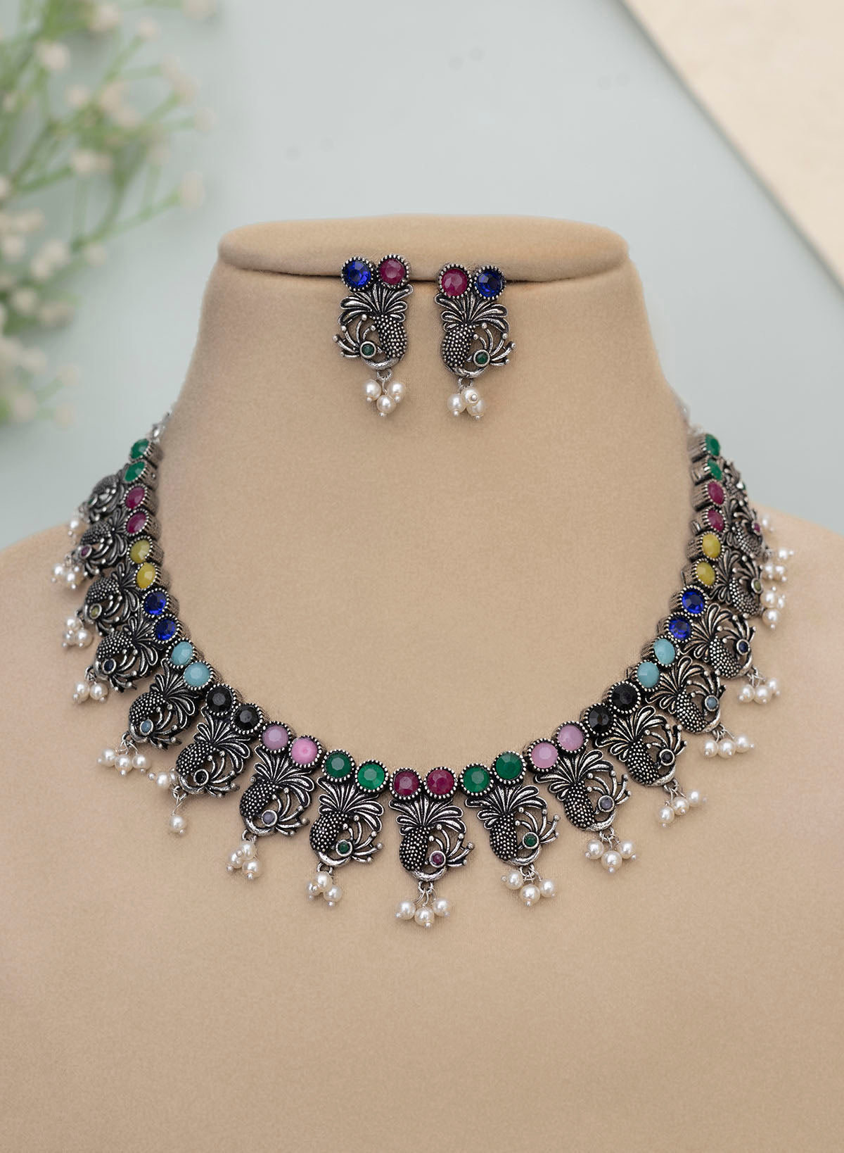 Tabu Necklace set