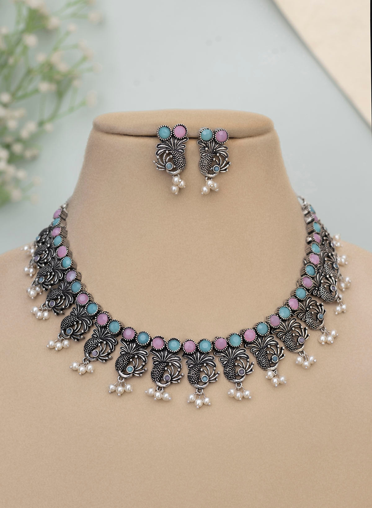 Tabu Necklace set