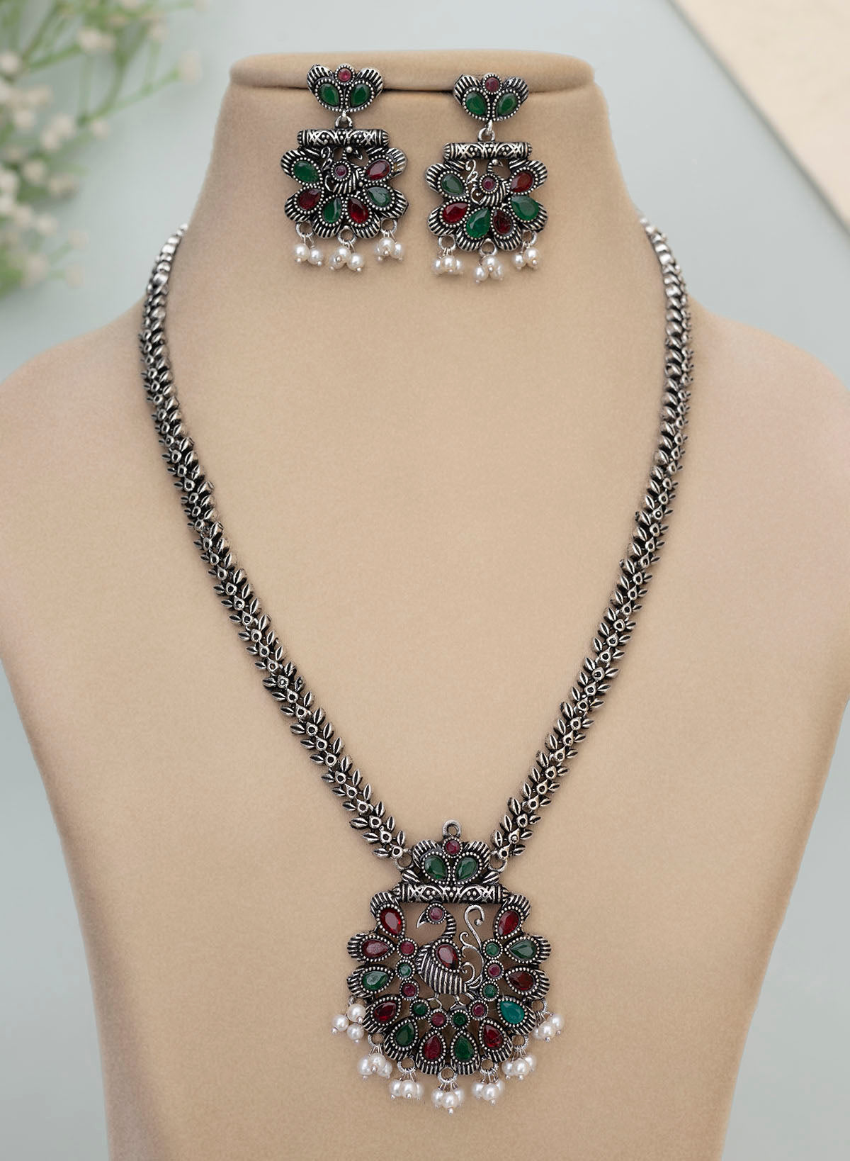 samyuktha Necklace Set