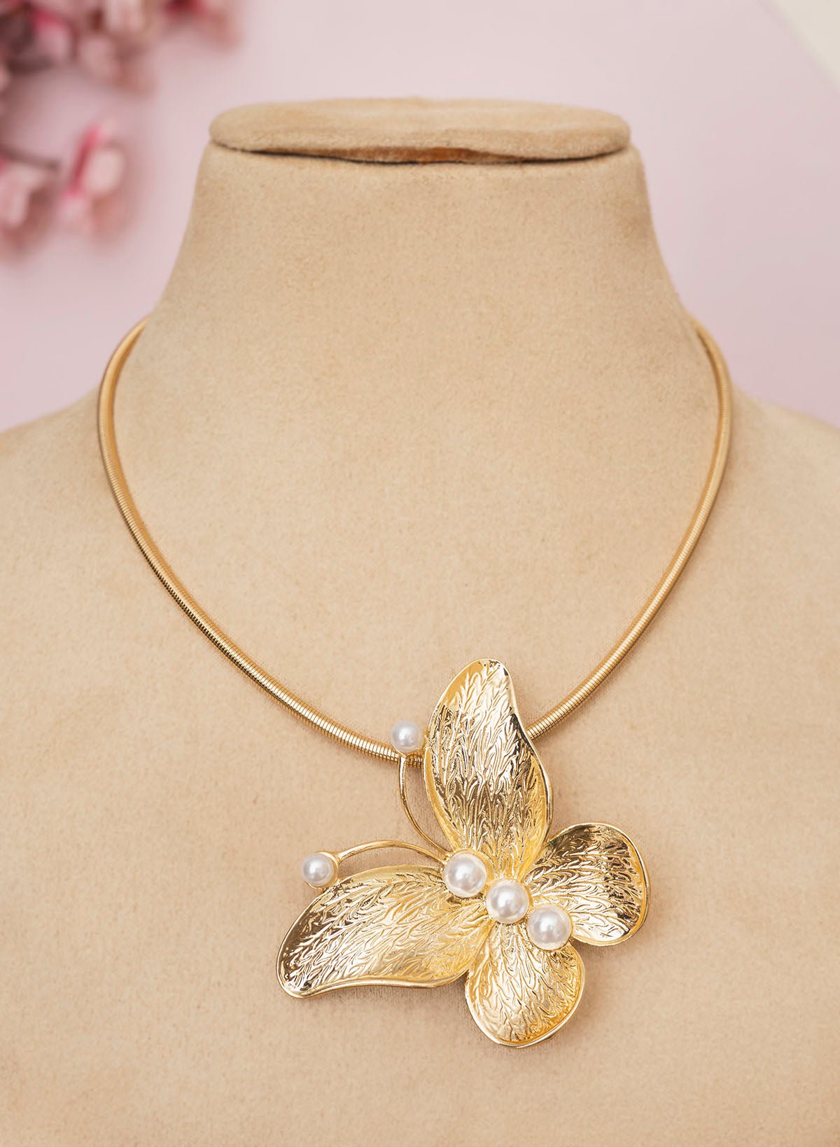 Lauren collar necklace