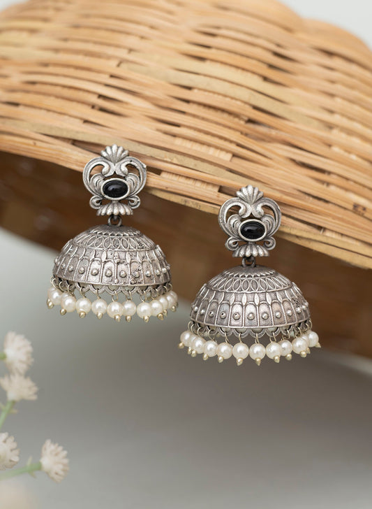 Samvidha Jhumka