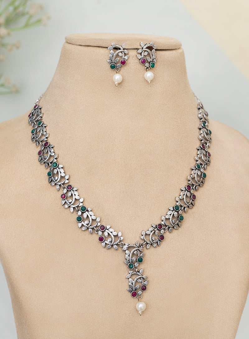 Chitraali necklace set