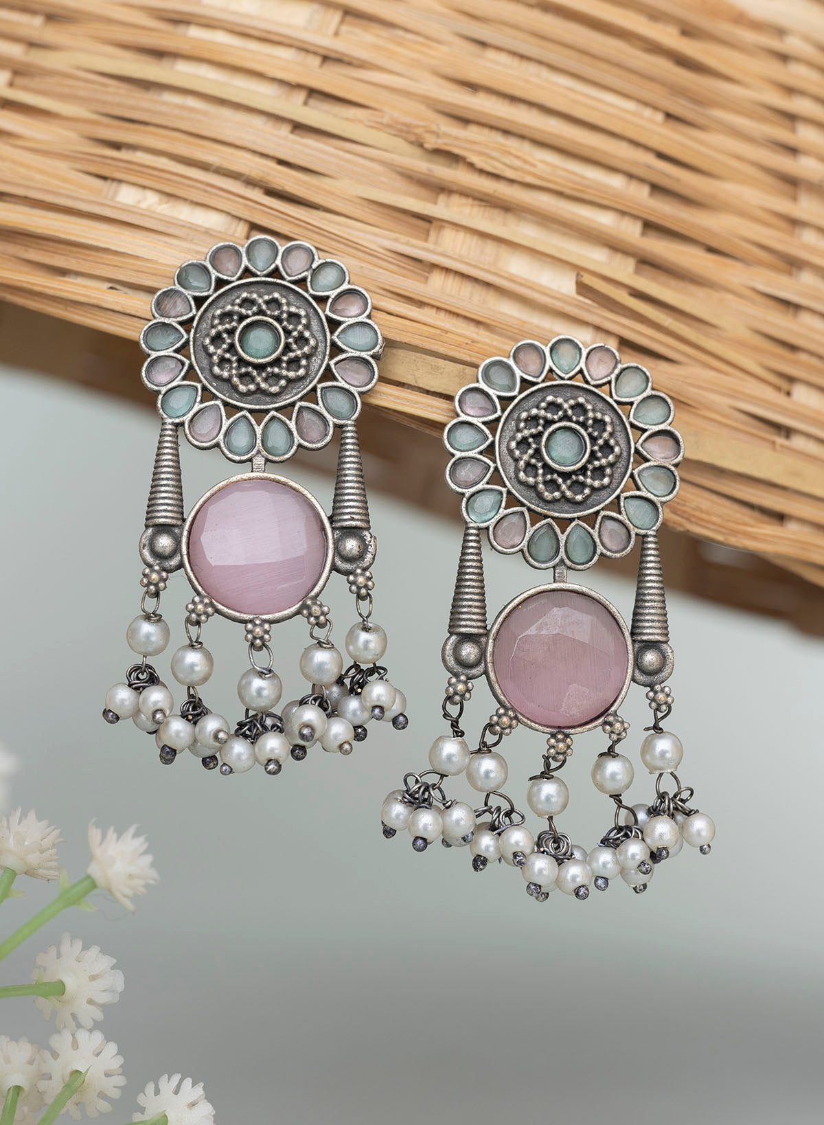 Oyshee Drop earrings