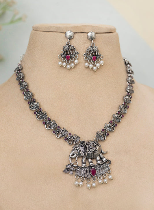 Vanika Necklace set