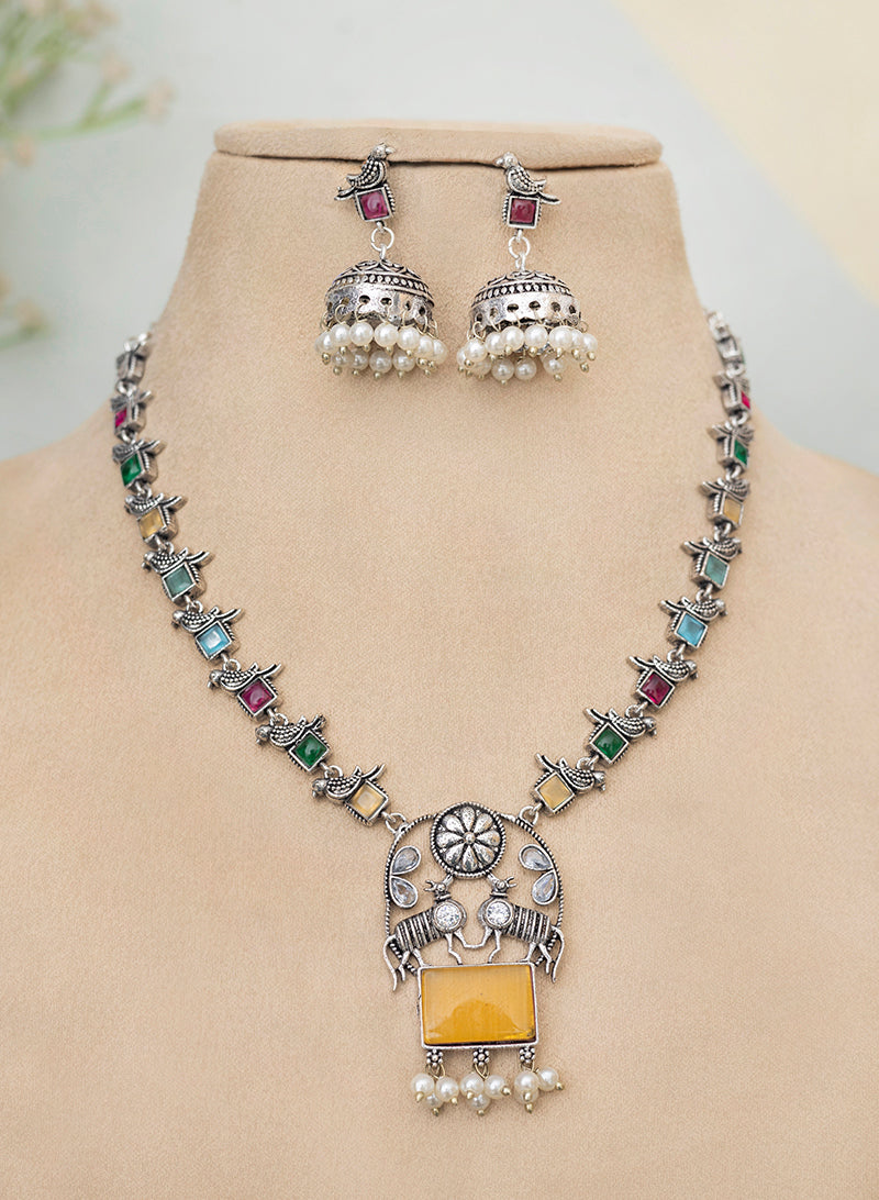 Pratika Necklace set