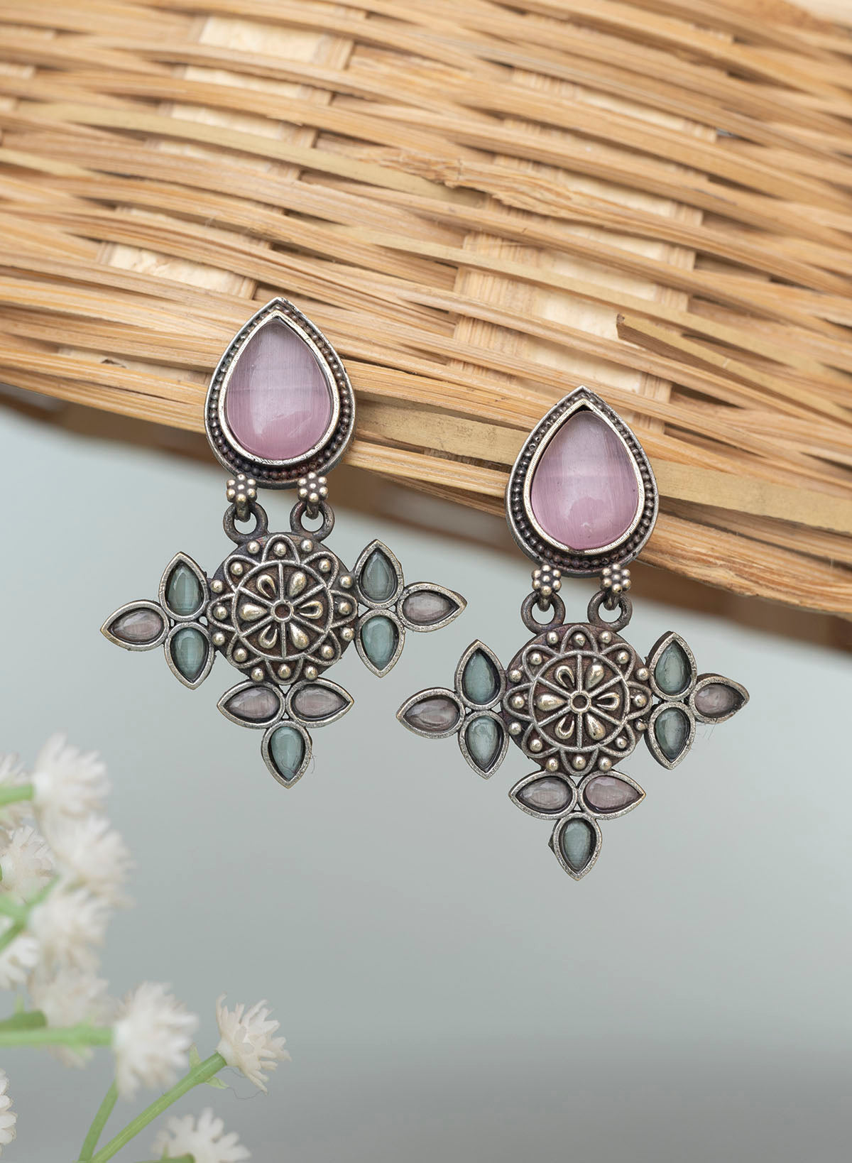 Vaani earring