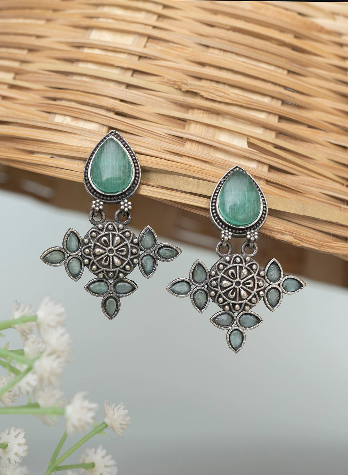 Vaani earring
