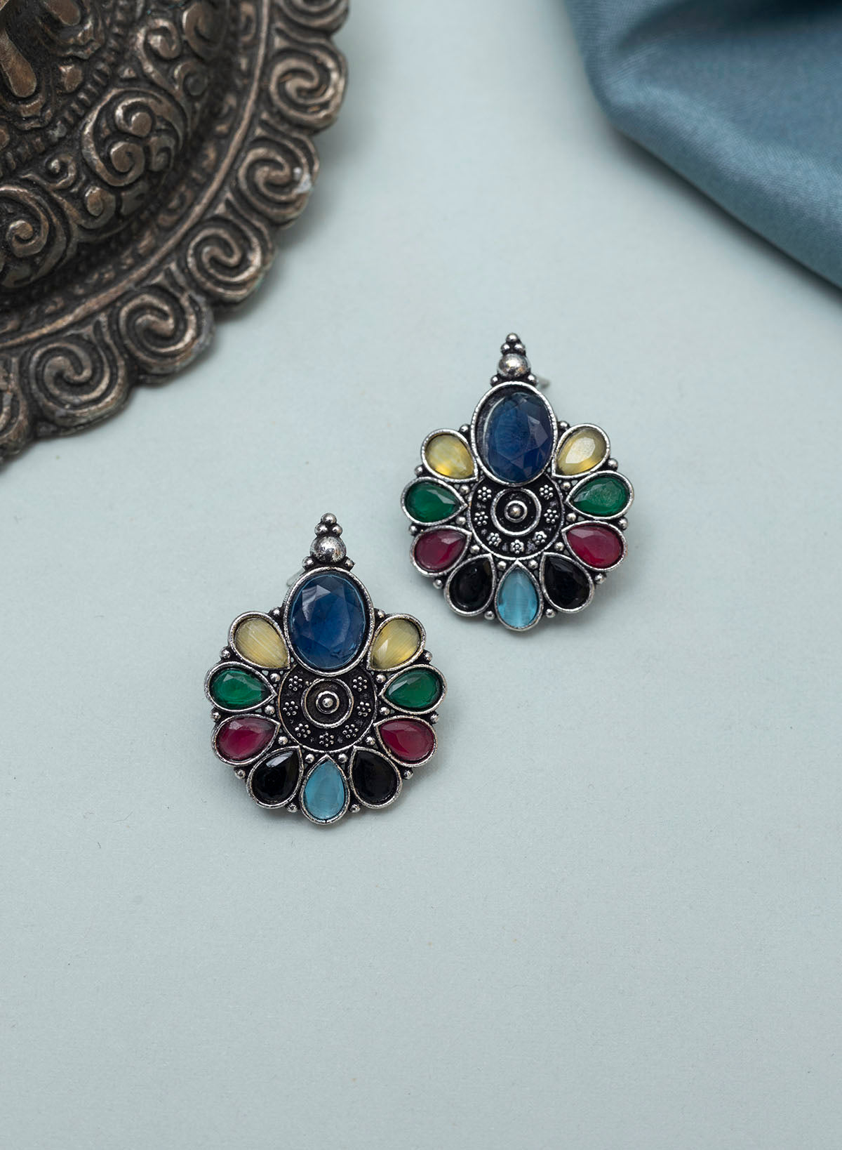 Ameesha Stud Earring