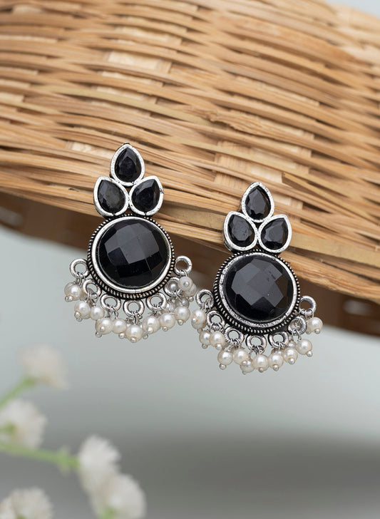 Lara Earring