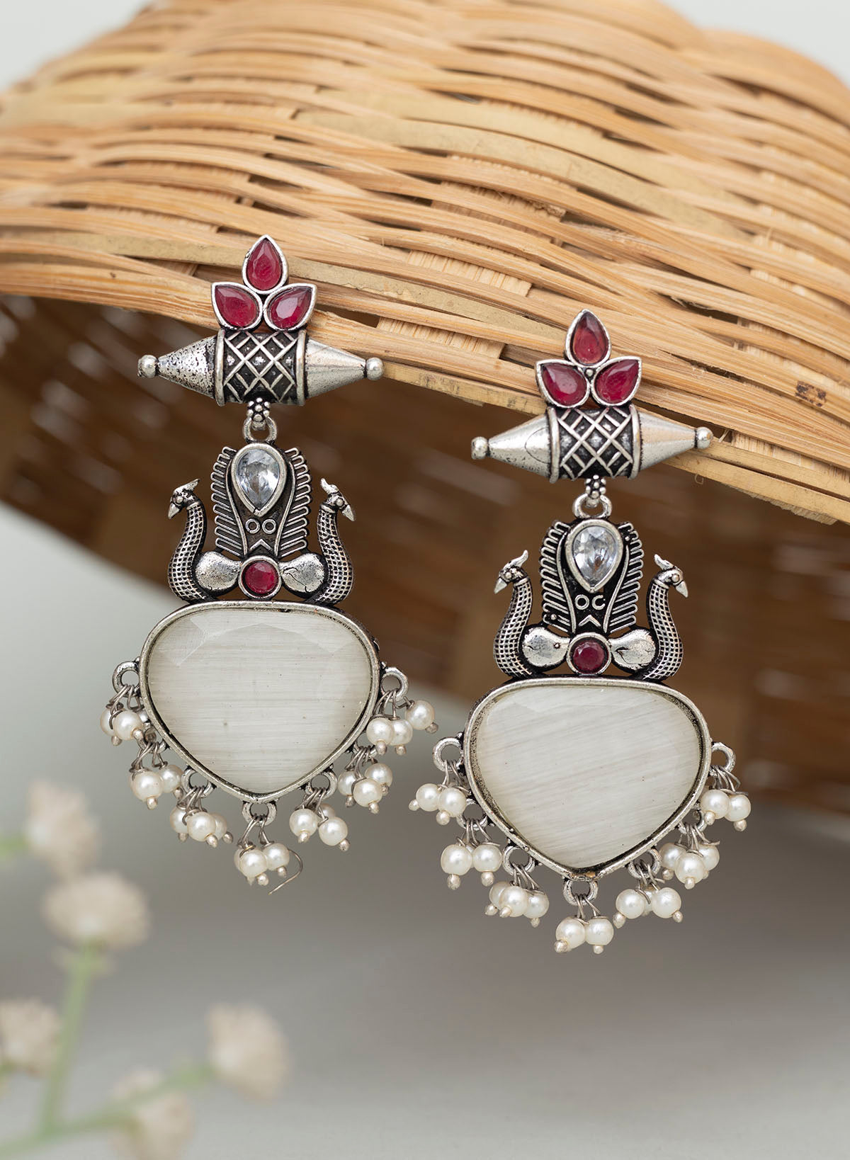 Avnika earring