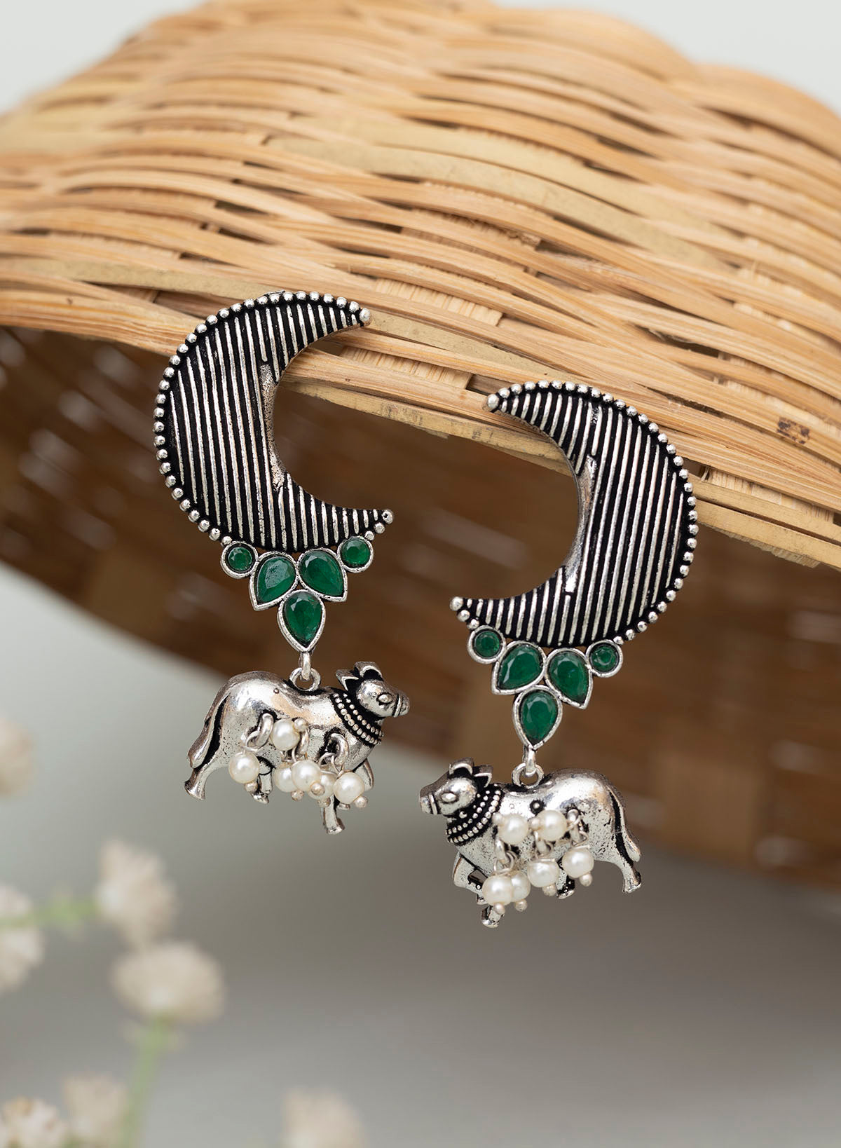 Geet earring
