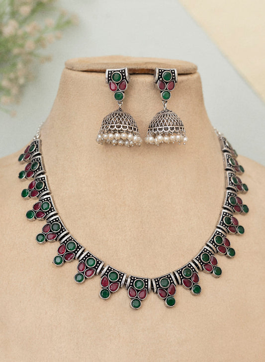 Geeta Necklace Set