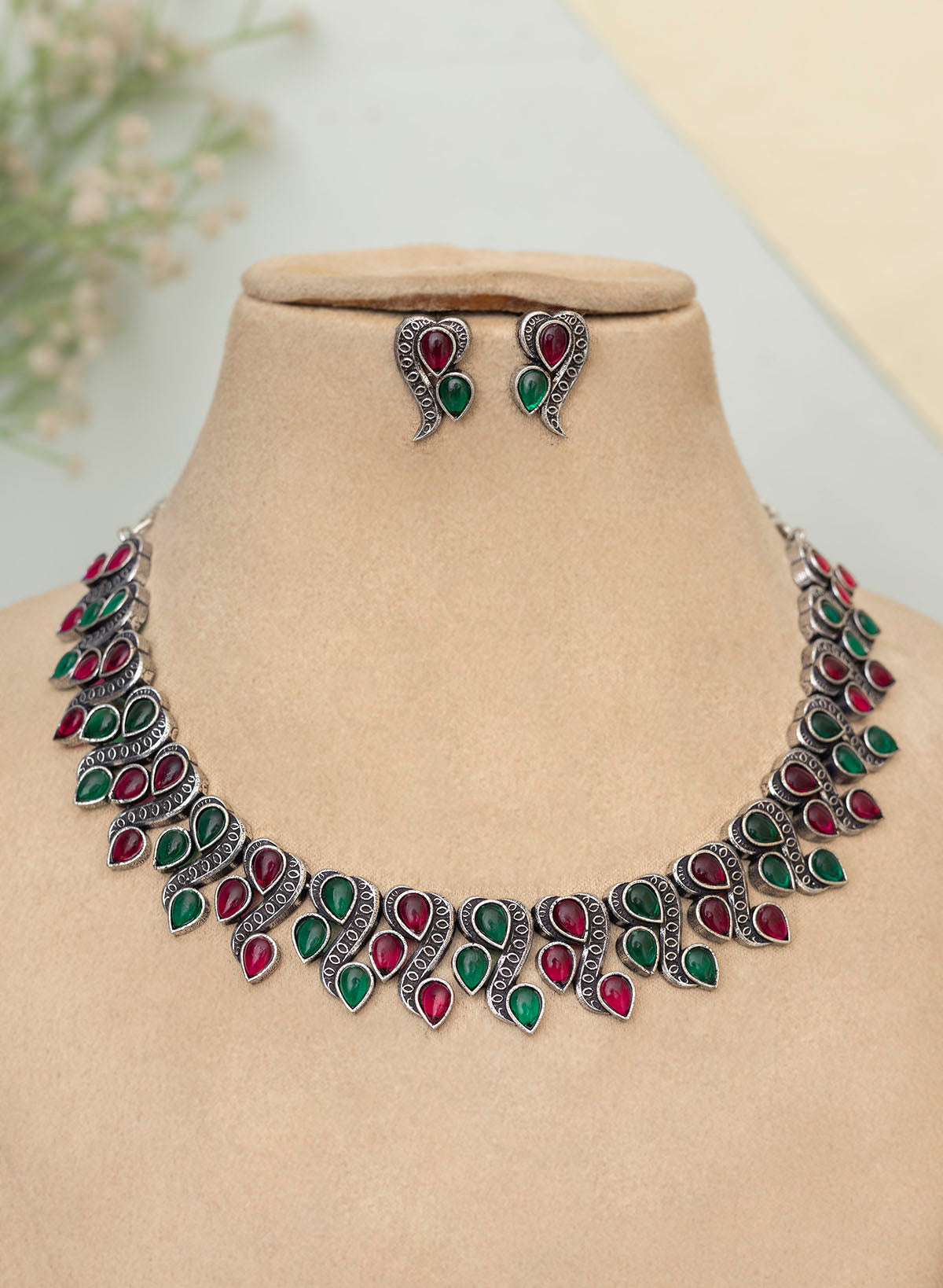 Ishanika Necklace Set