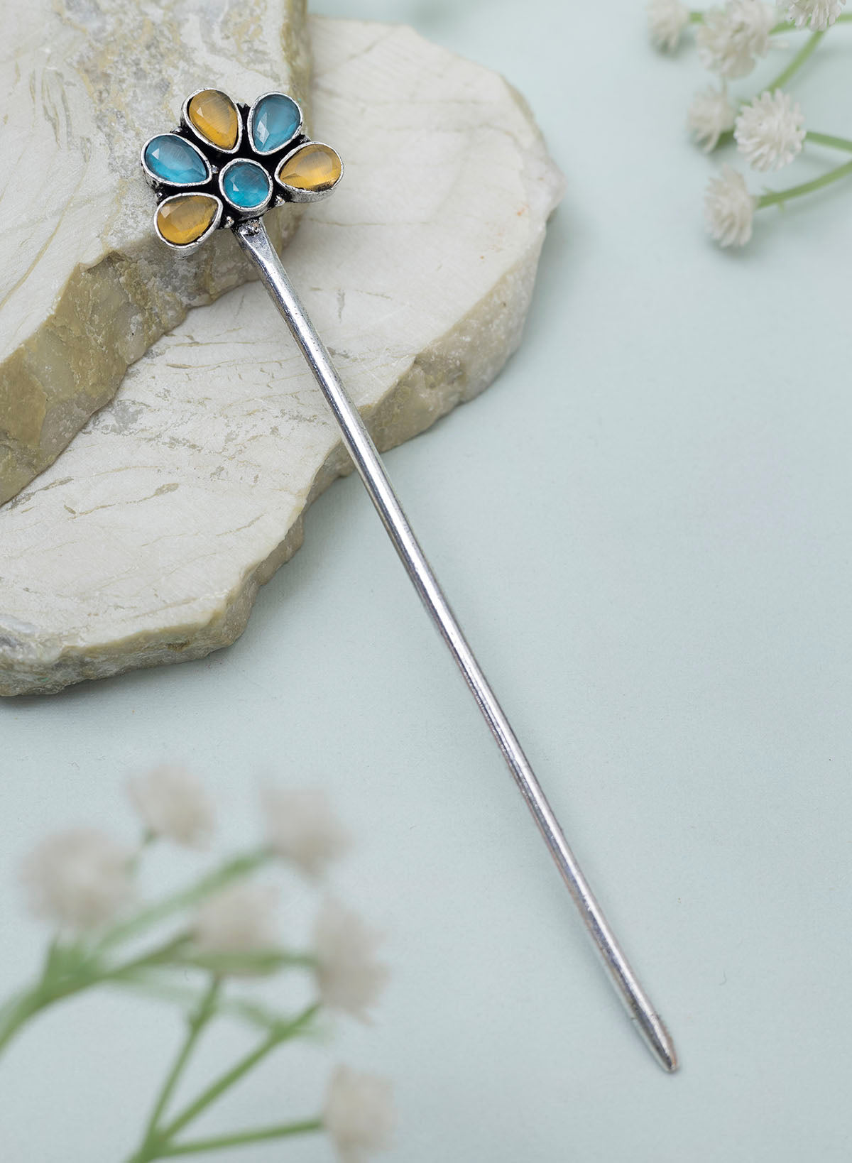 Chakrikaa Bun stick