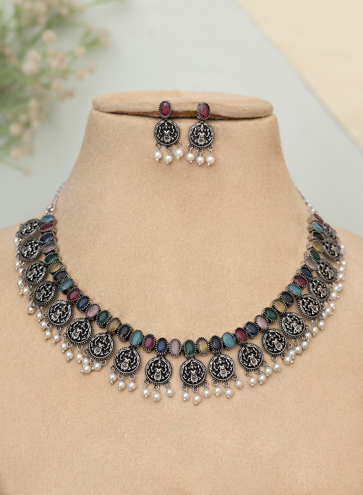Rishikaa Necklace Set