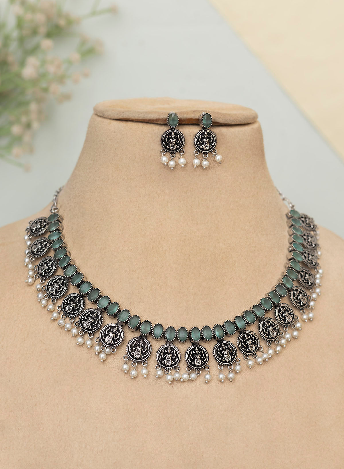 Rishikaa Necklace Set