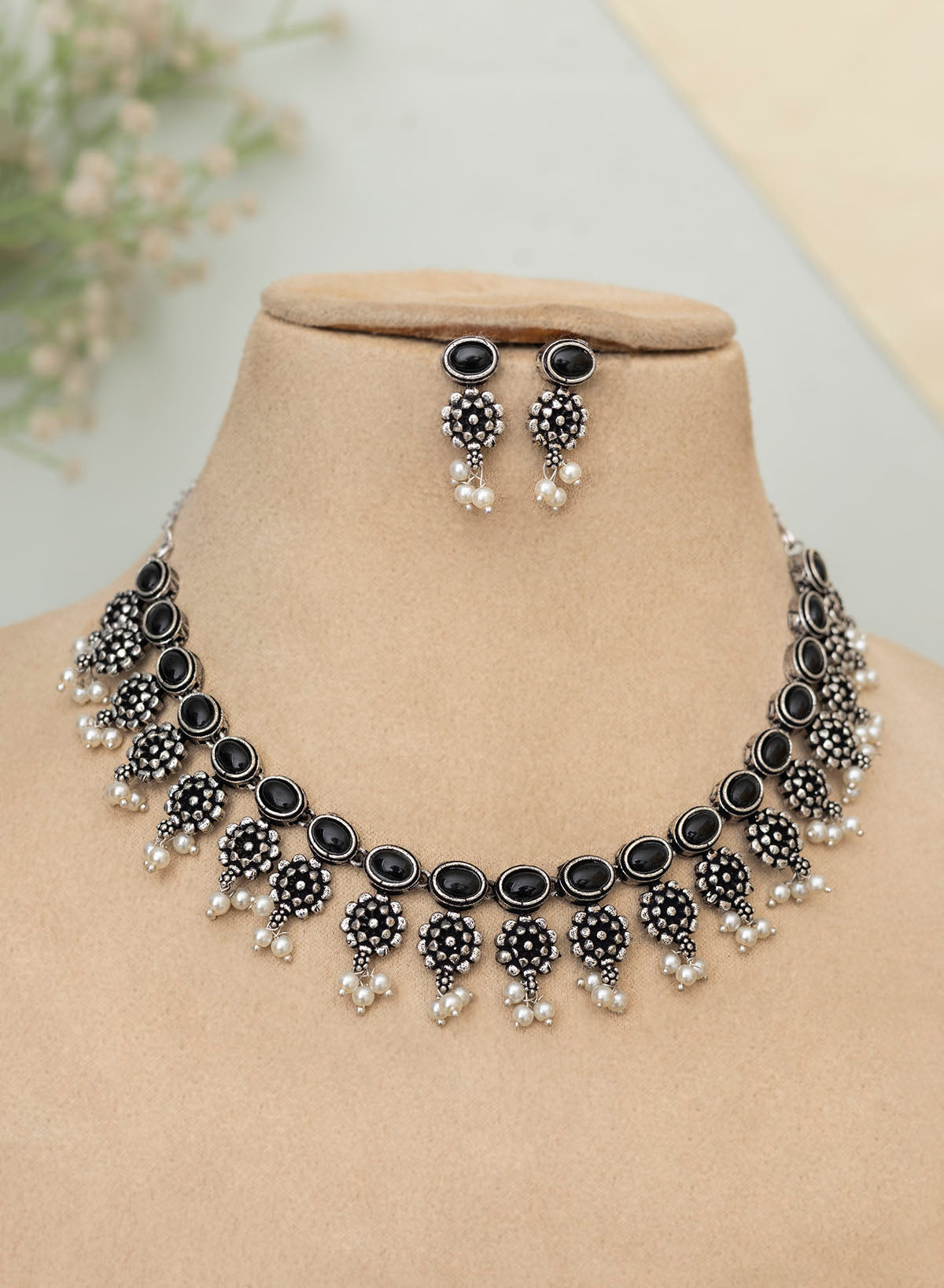 Bareen Necklace Set