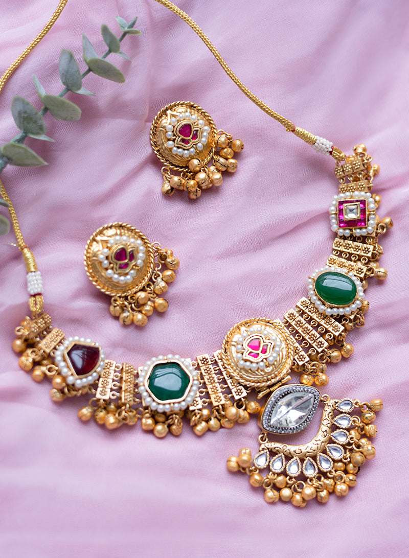 Gulnar Necklace set