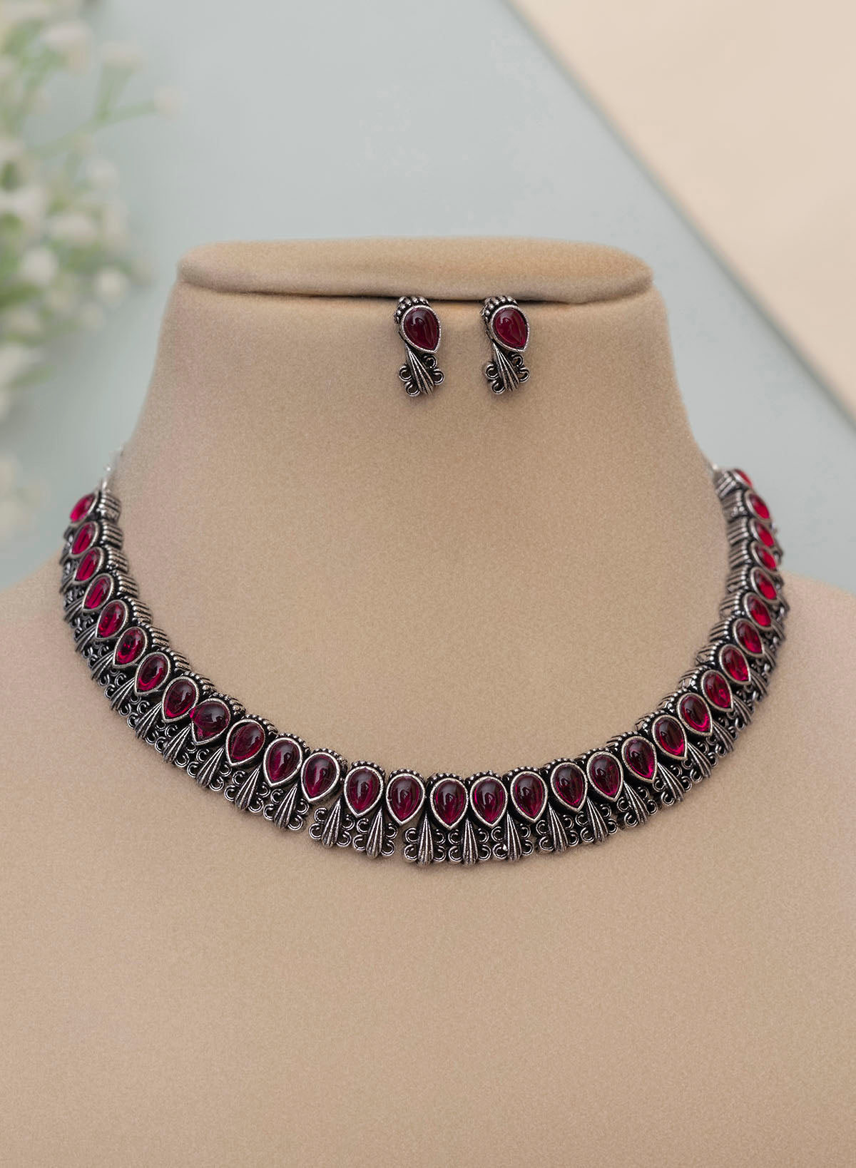 Madhushree necklace
