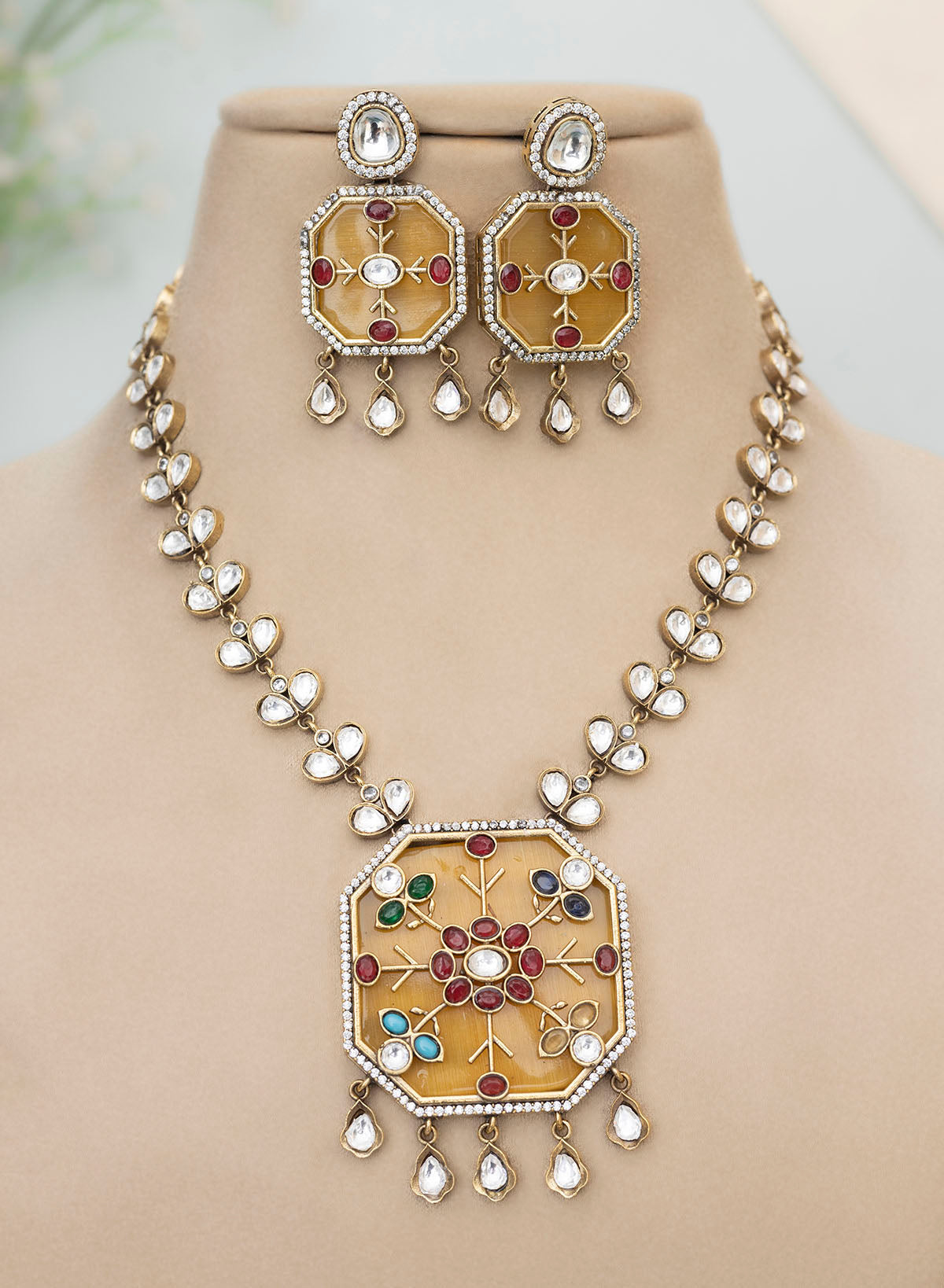 Ekansha Necklace set